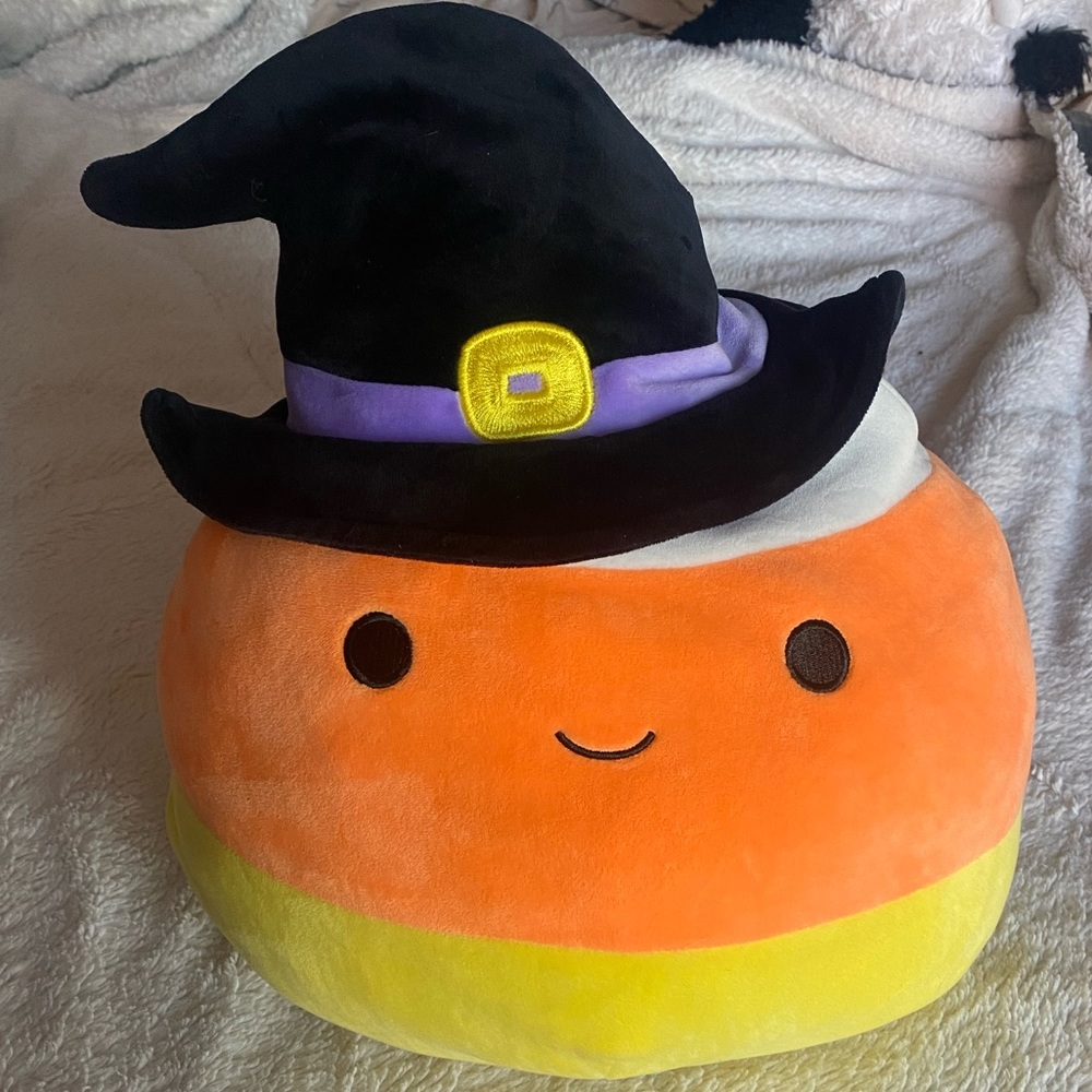 Casey the Candy Corn Witch Squishmallow